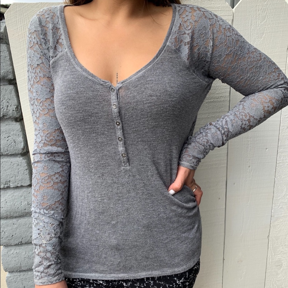 Grey long sleeve shirt